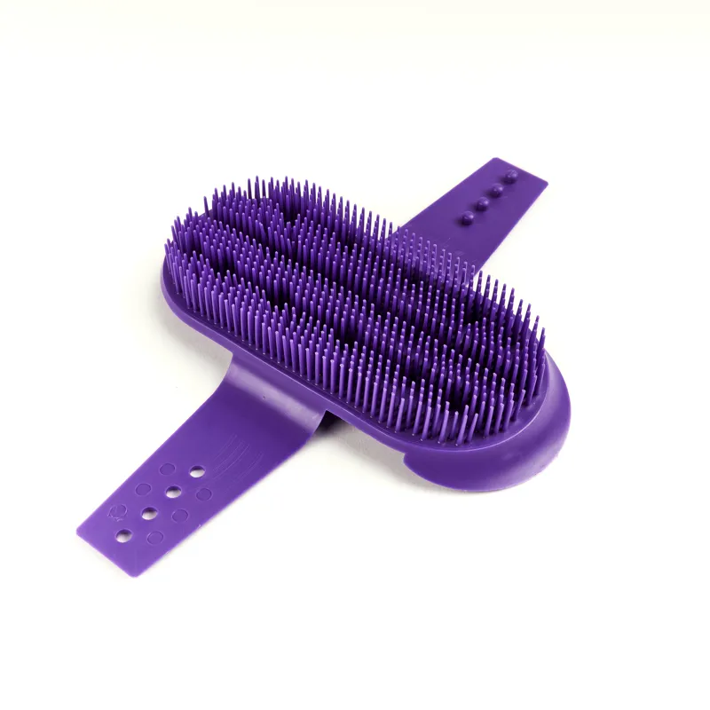 Shires Plastic One Size Curry Comb in Purple