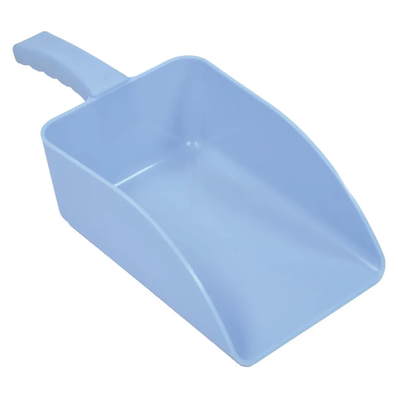 Harold Moore Feed Scoop in Baby Blue